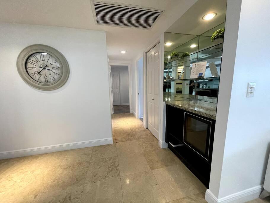 Breathtaking Ocean View! 15Th Floor Apartamento Miami Beach Exterior foto